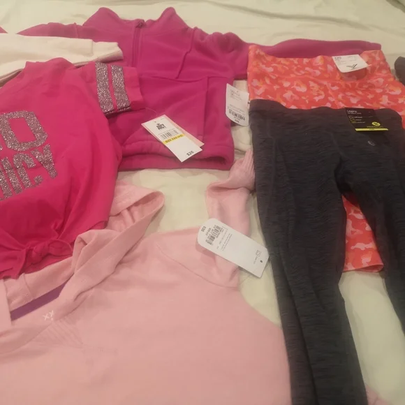 Clothes - bundle - Picture 3 of 5